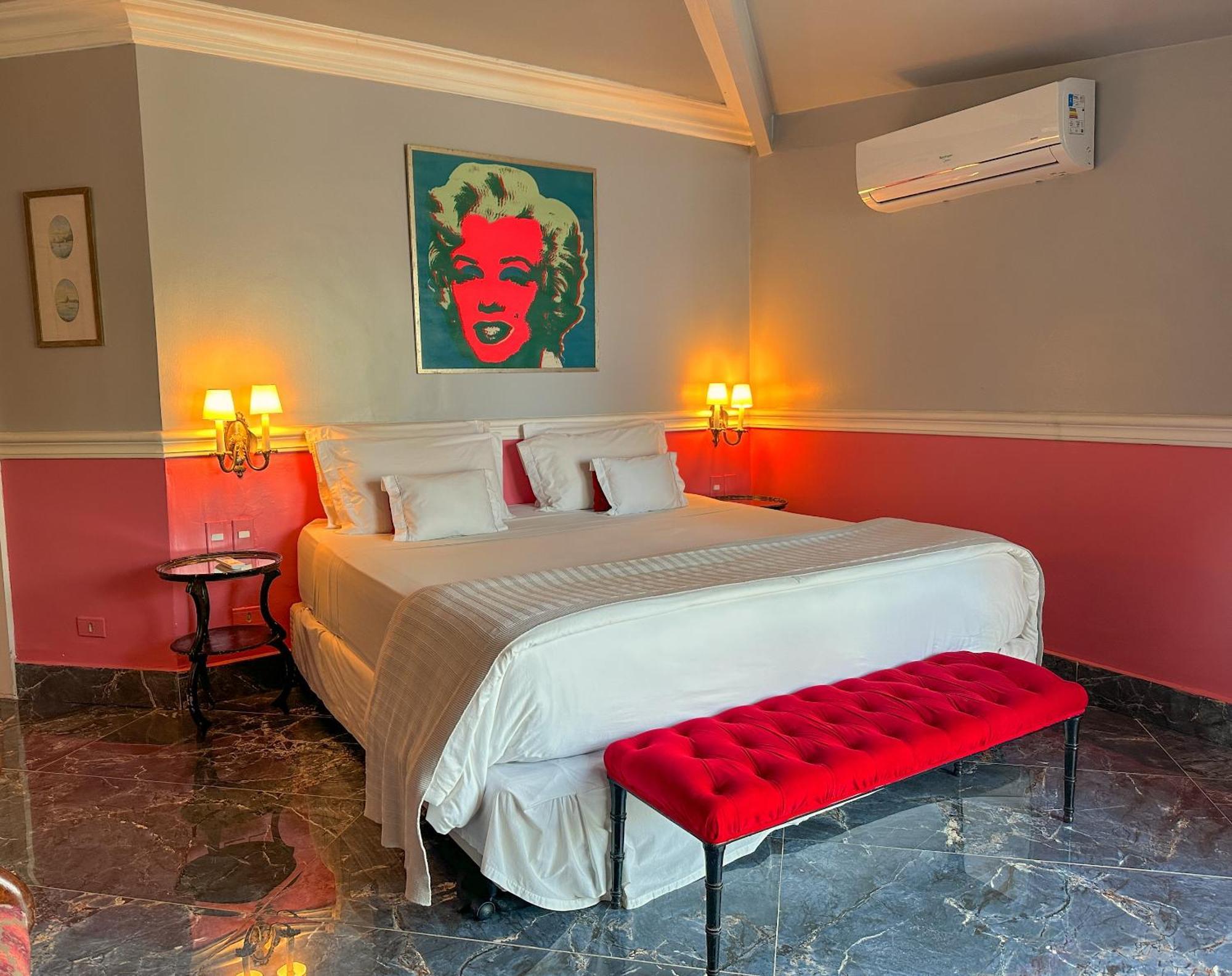 Junior Suite with Balcony and Ocean View